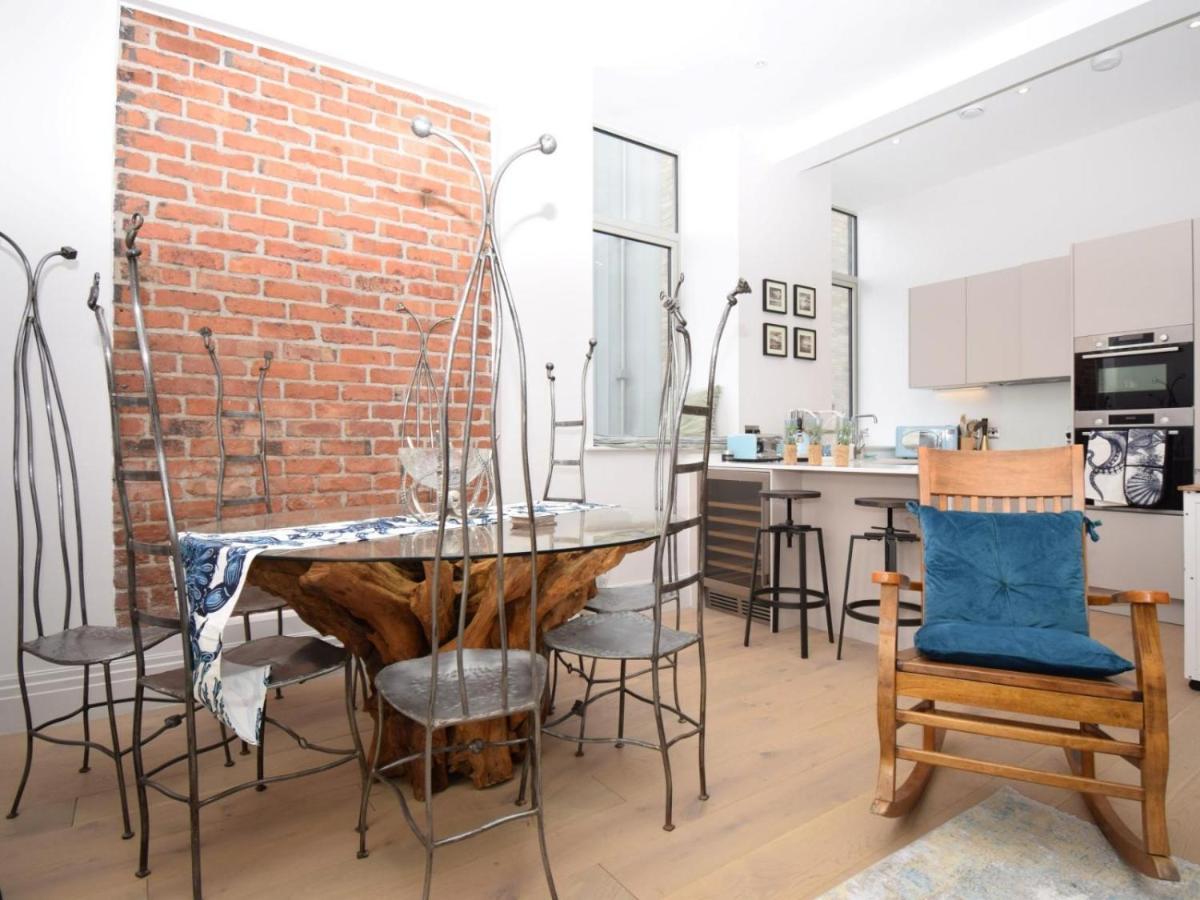 The Sandpiper's Pearl Apartment *
