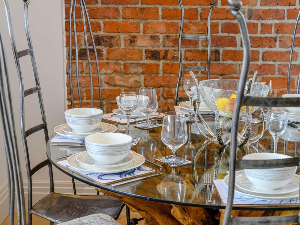 The Sandpiper's Pearl Apartment Nottage